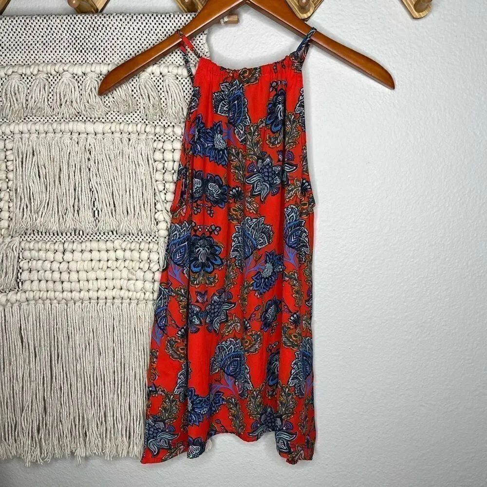 Collective Concepts Red Floral Top - Picture 3 of 6